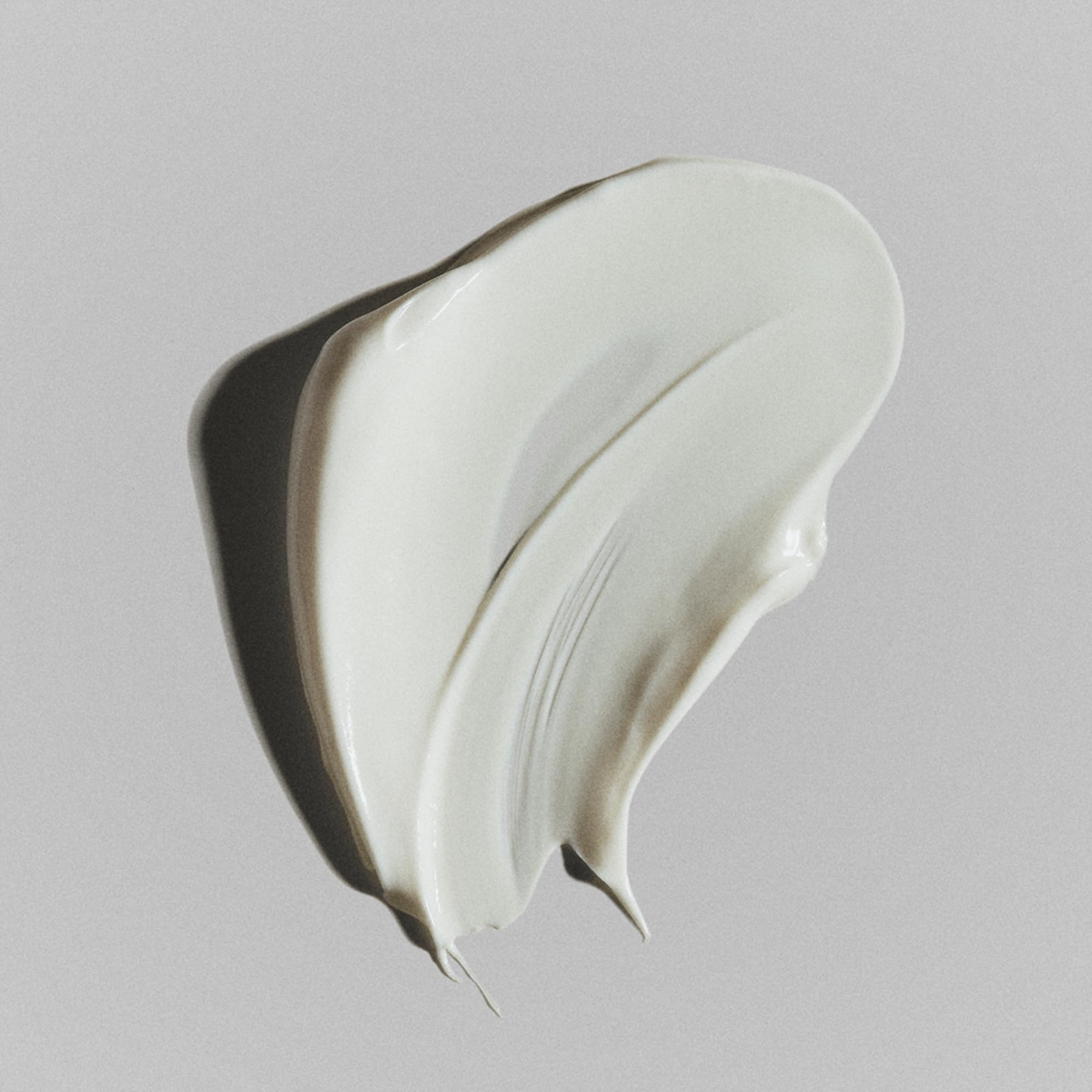 RODAN + FIELDS redefine triple defense cream before-after illustrates potential smoothing of lines.