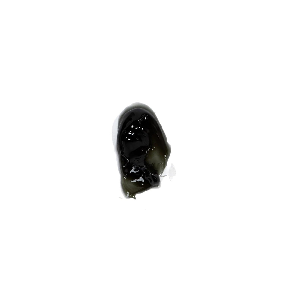 Rolda Gray hair coverage action shows instant tint for darker appearance.