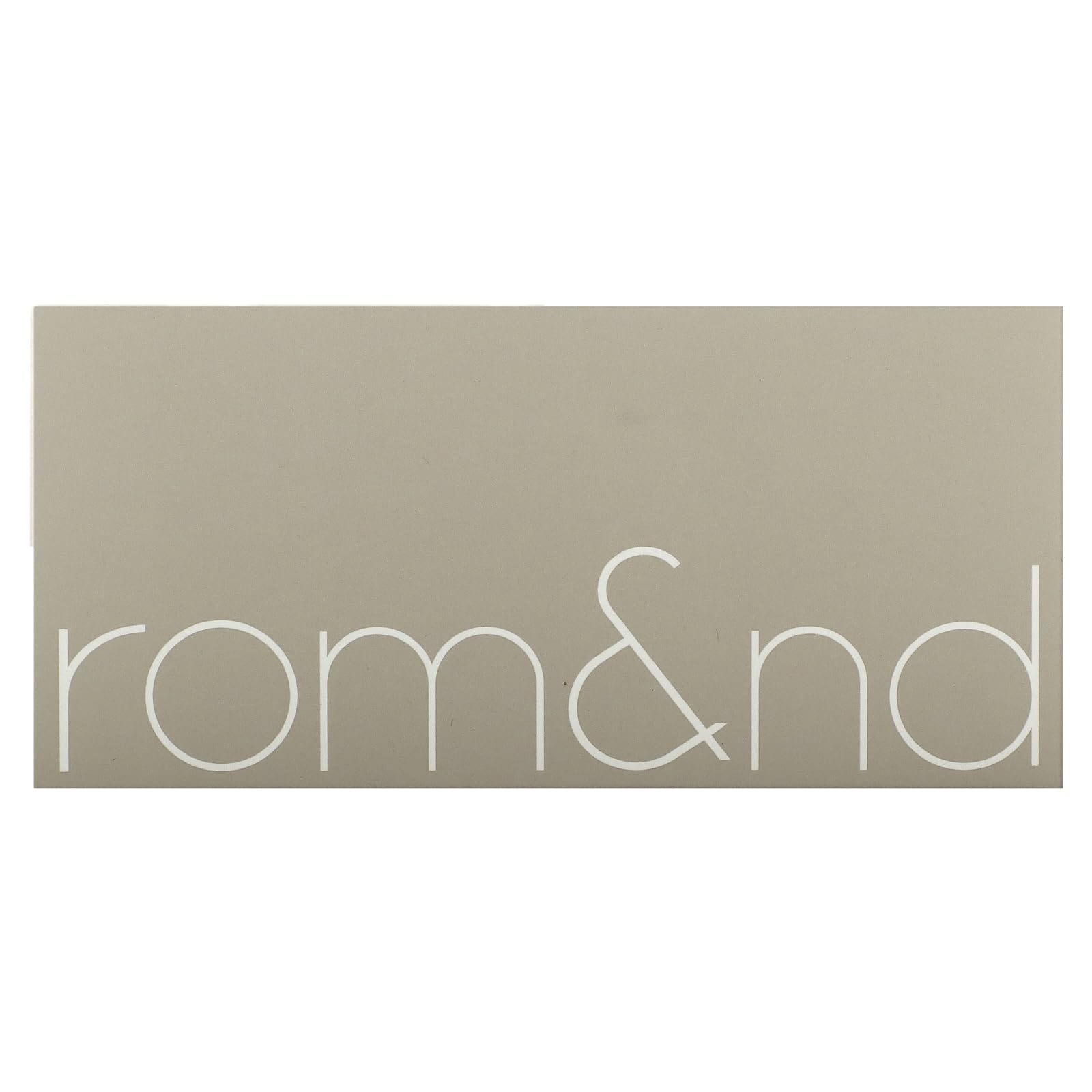 romnd Better Than Palette Dusty Fog Garden open compact demonstrates versatile palette for on the go