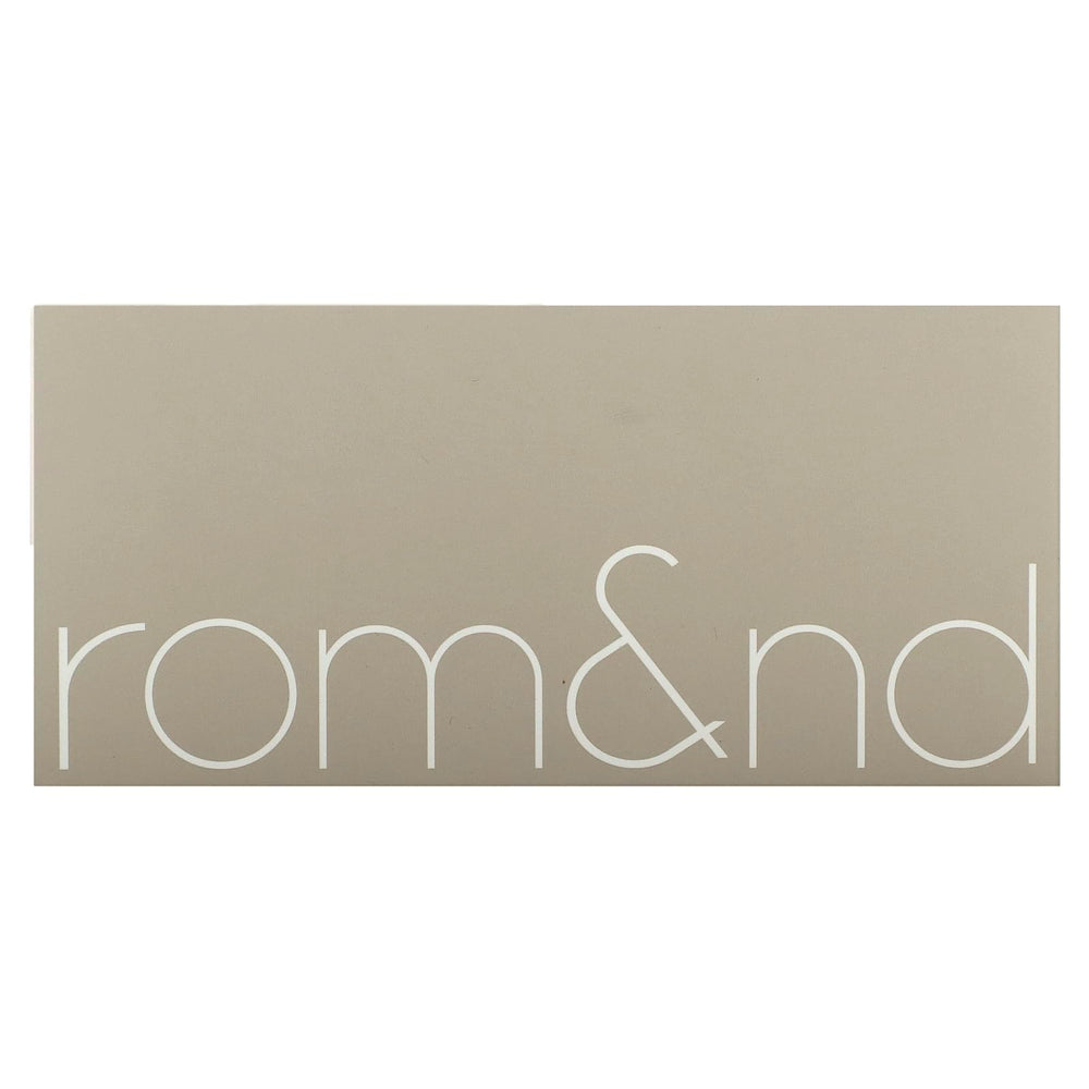 romnd Better Than Palette Dusty Fog Garden open compact demonstrates versatile palette for on the go
