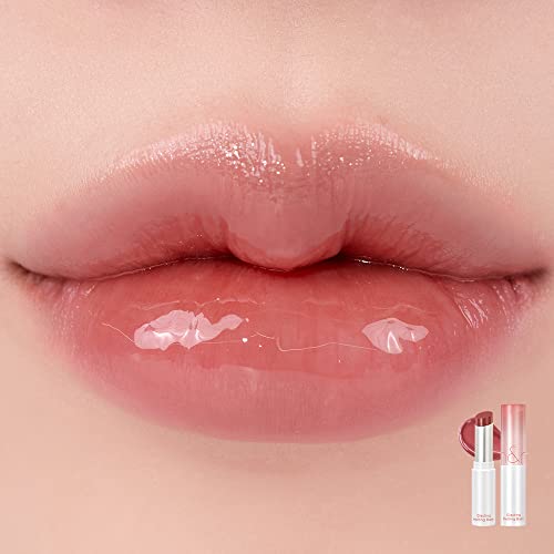 rom&nd Glasting Melting Balm Kaya Fig application closeup shows smooth glide.