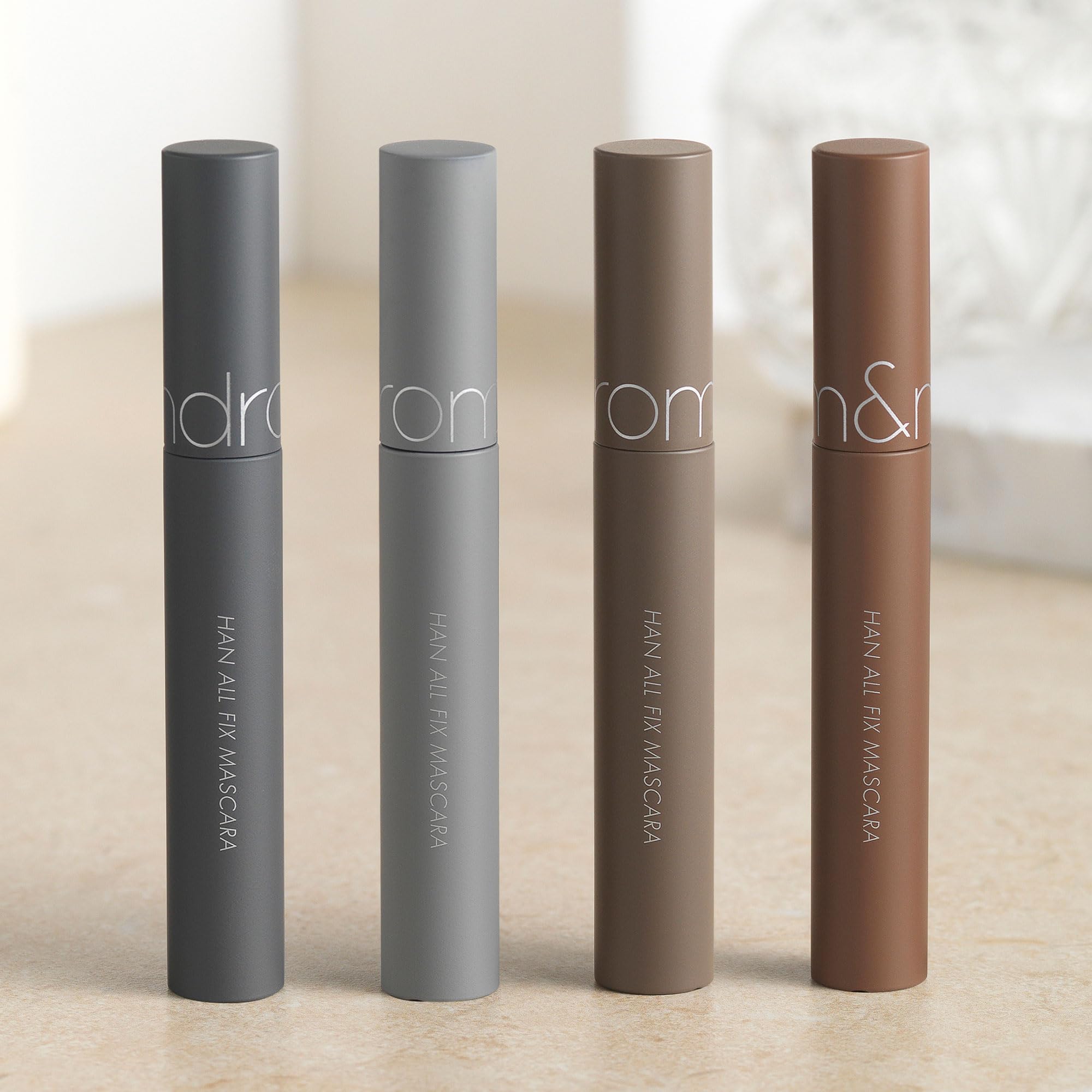 rom&nd Han All Fix Mascara L03 natural hazel shade swatch for soft, versatile gaze.