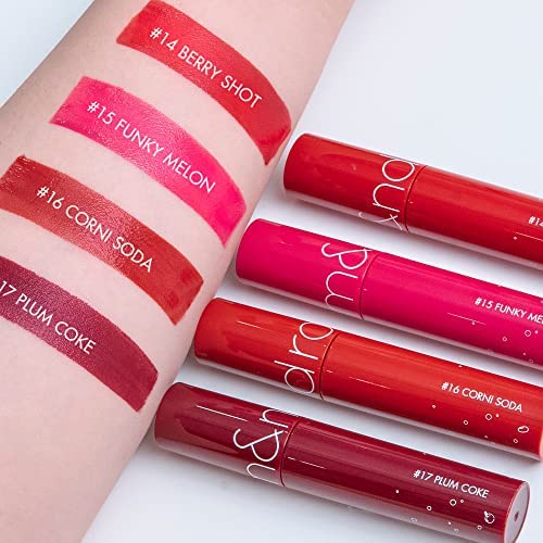romnd Juicy Lasting Tint texture close-up showing syrupy clear finish.
