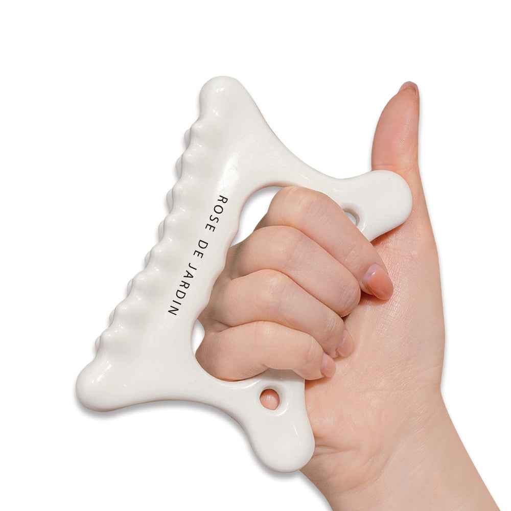 ROSE DE JARDIN ceramic gua sha front view for gentle massage