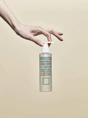 ROVECTIN Aqua Cleansing Gel foam lather demonstrating light fragrance-free cleanse