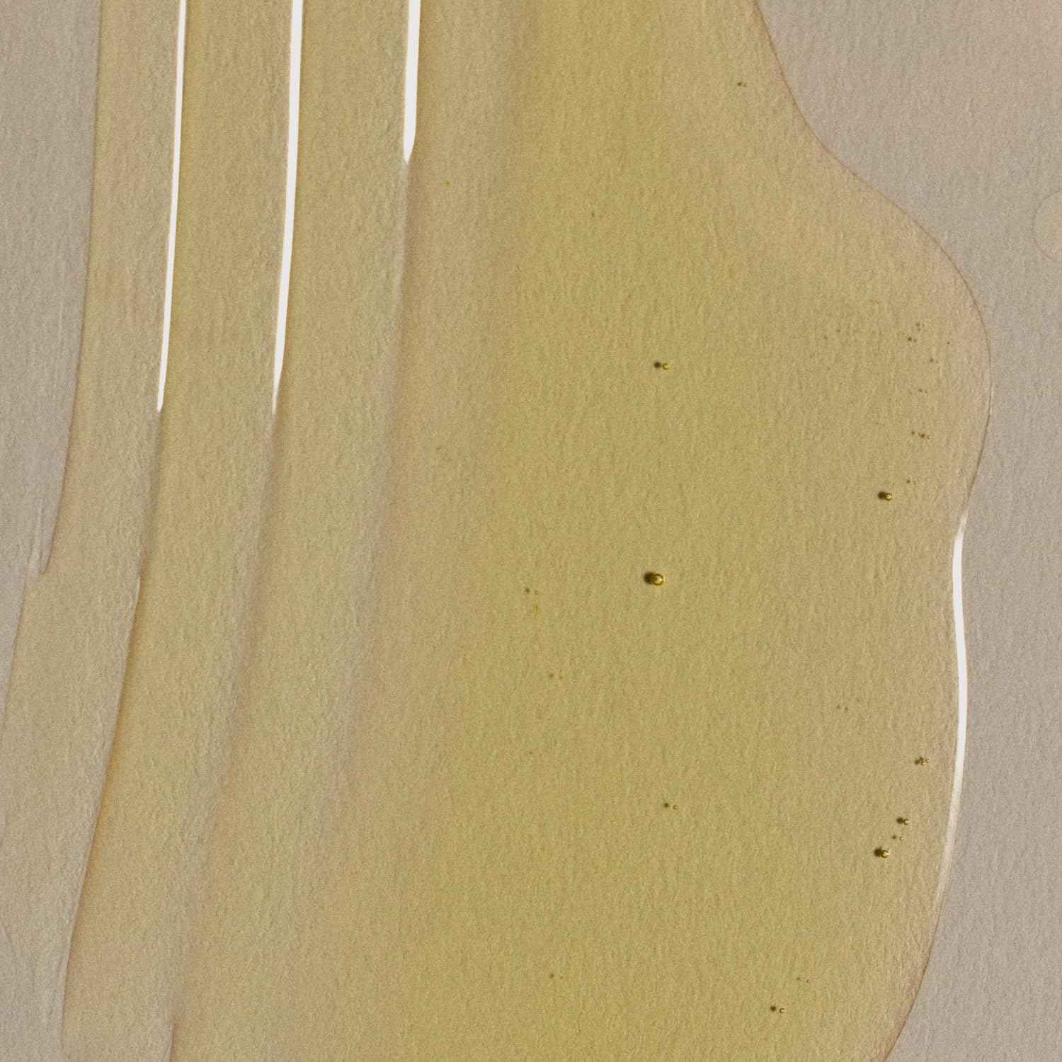 RŌZ Willow Glen-application-massage demonstrates versatile pre-wash treatment use.