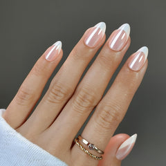 RPNZL 16-size set includes glue, file, and tools for quick at-home manicures.