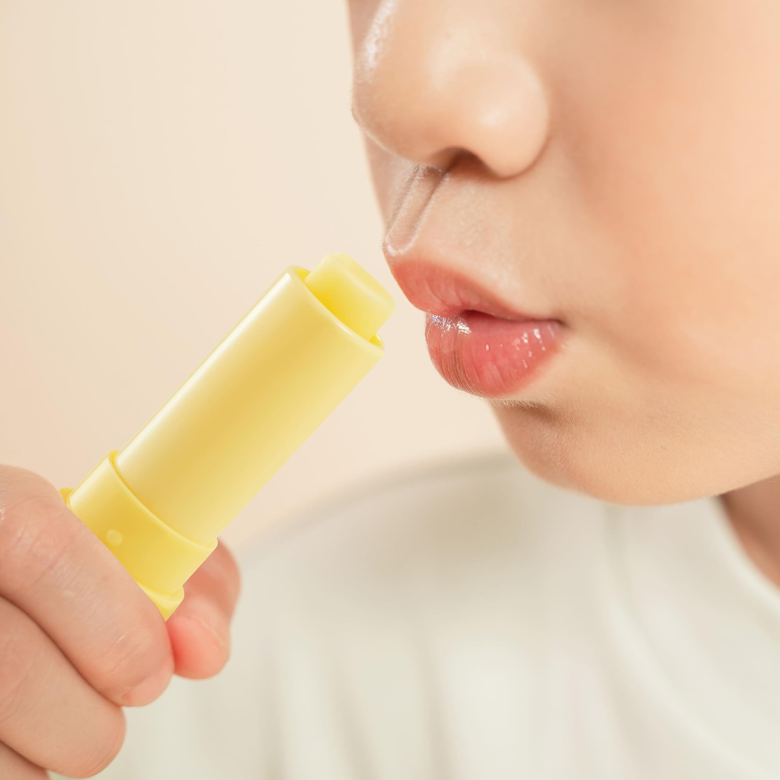 RUNBEN Kids Lip Balm portable design fits diaper bag for on-the-go moisture.