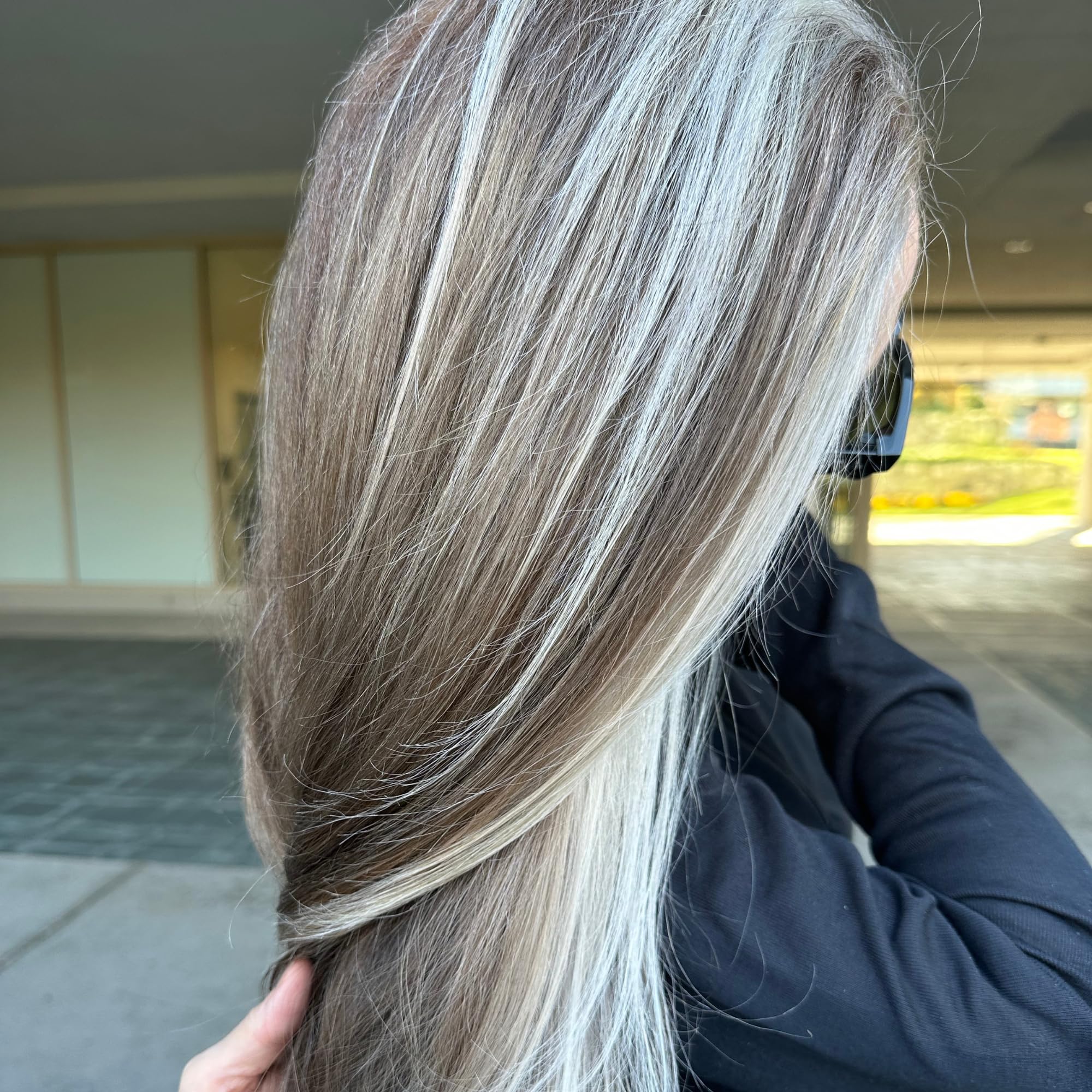 RUSK Deepshine PlatinumX Repair Treatment aftercare adds softness and vibrancy to color-treated hair