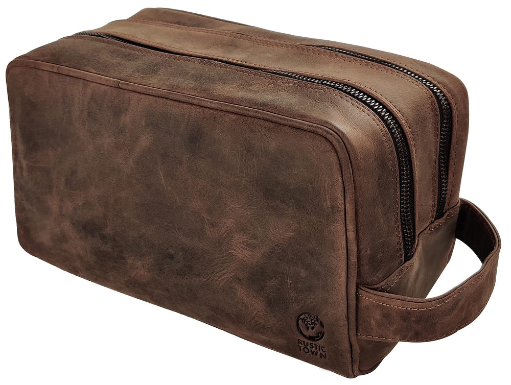 RUSTIC TOWN full-grain buffalo leather travel toiletry bag shows durable material and patina potential.
