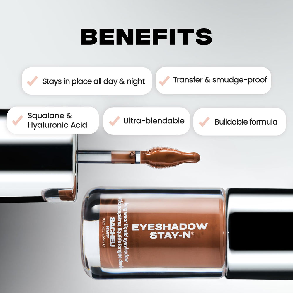 Sacheu STAY-N soft-tip applicator closeup demonstrates precise lash-line eyeliner application.