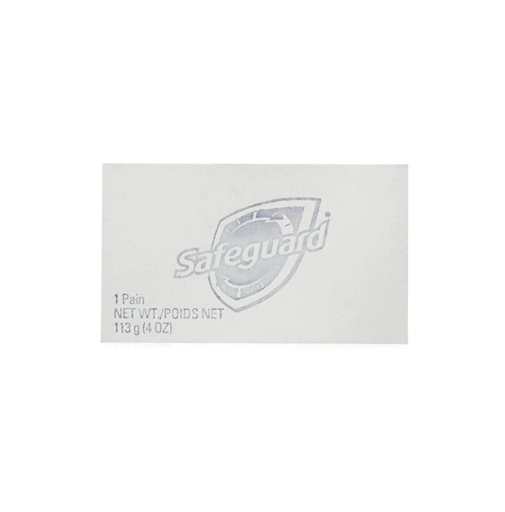 Safeguard White Soap foam ready to rinse away daily residues.