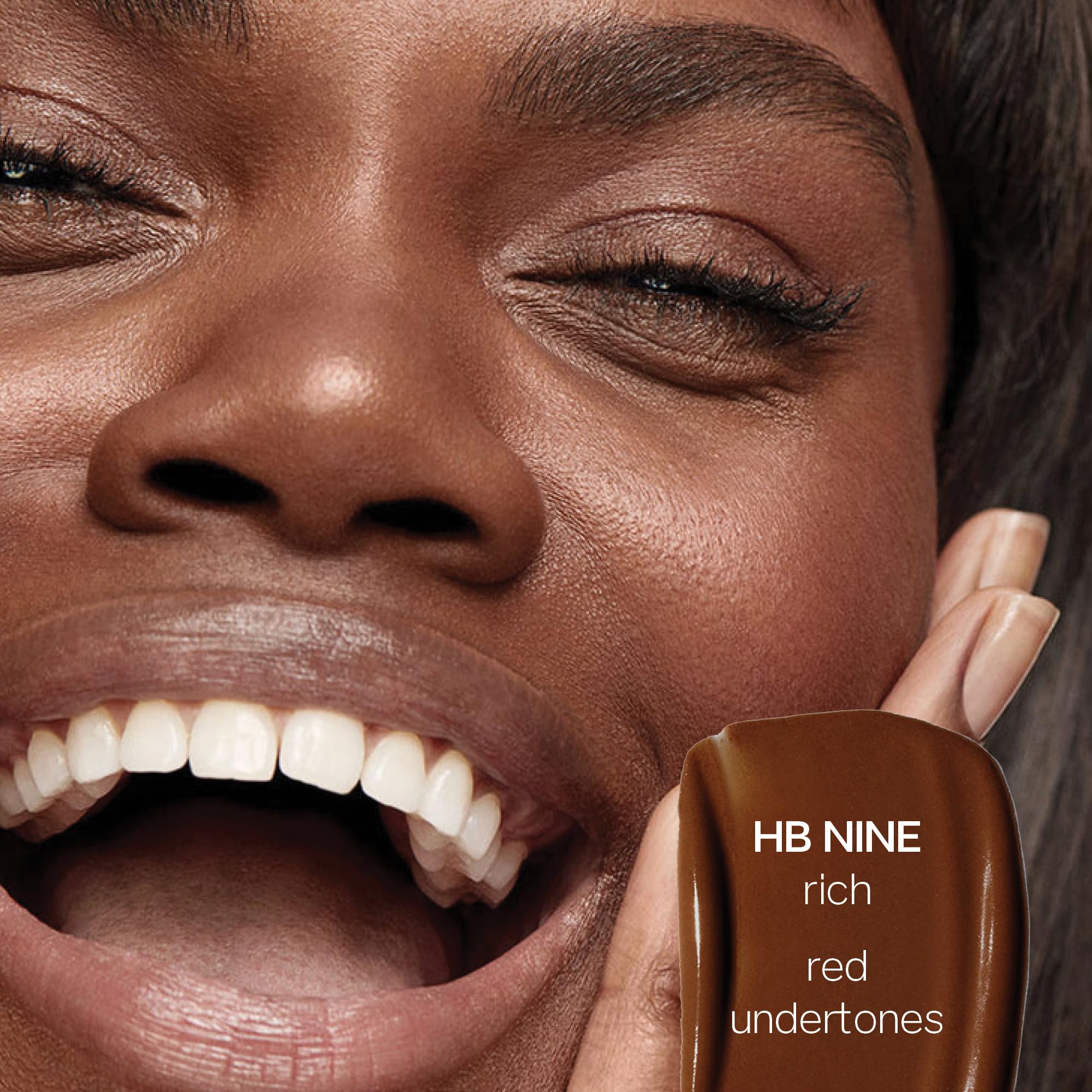 Saie applying Hydrabeam under eye to show brightening effect and natural look