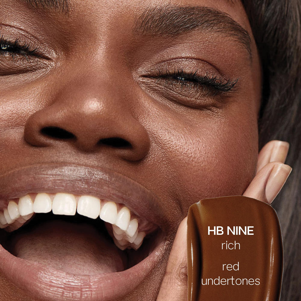 Saie applying Hydrabeam under eye to show brightening effect and natural look