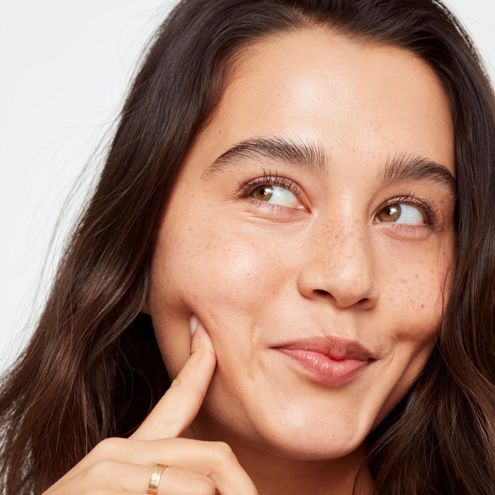 Saie texture close-up of dewy serum-finish, highlighting hydrating look