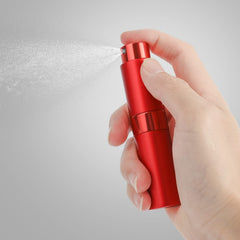 Saiveina refill-process interior bottle removal demonstrates easy reloading and versatility.