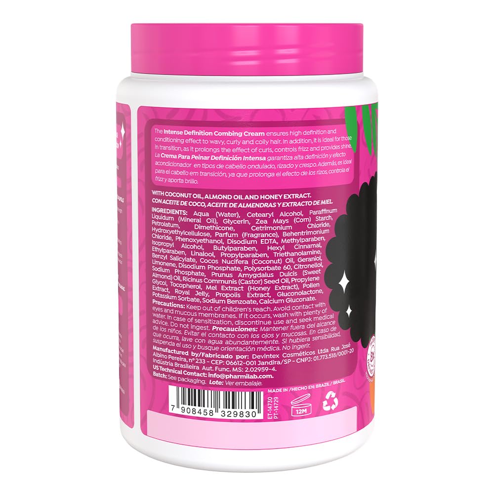 Salon Line almond-oil close-up demonstrates strength, cuticle sealing, and smoother definition.