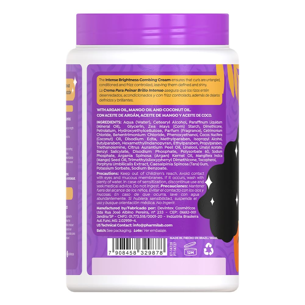 Effortless detangling and frizz control for defined curls with Salon Line