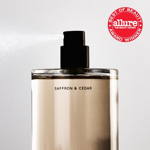 Salt & Stone Body Mist spray-action demonstrates quick refresh for skin, hair, and clothes.