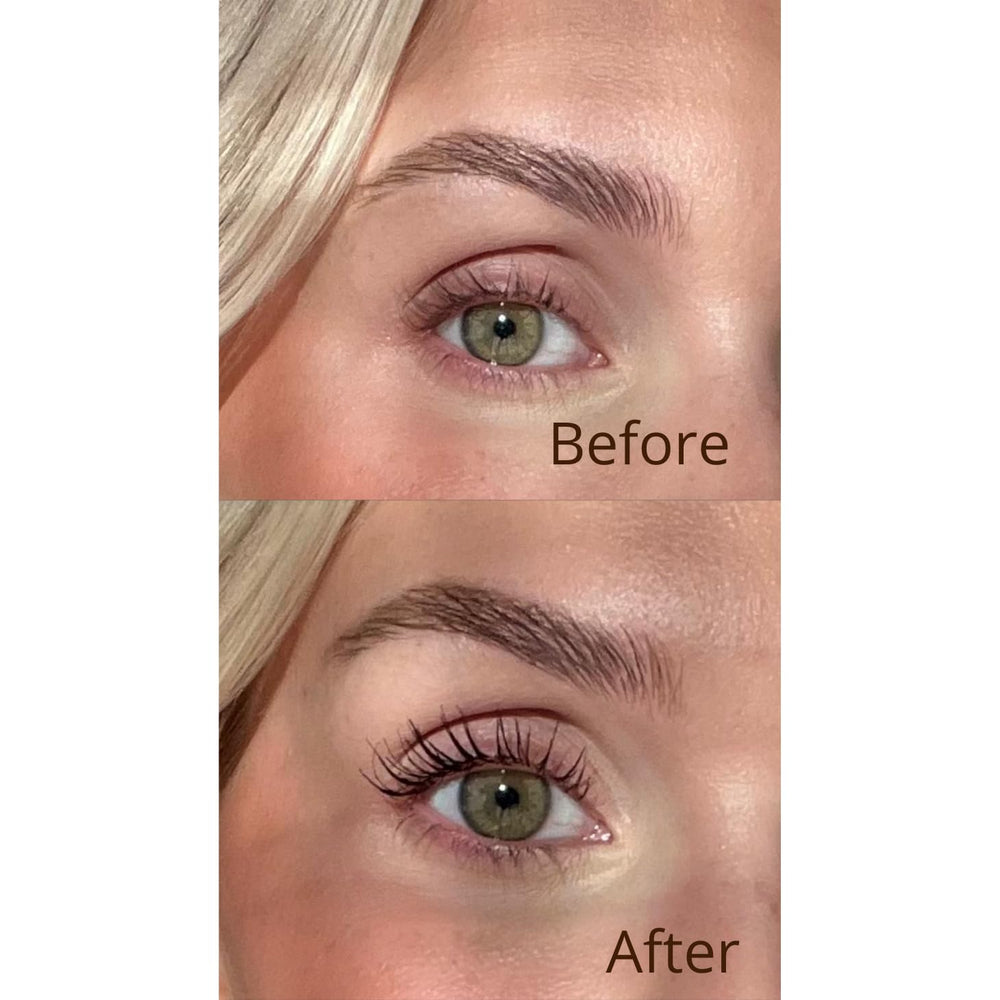 Sandstone Scandinavia lashes separated after application with dramatic length without clumps.