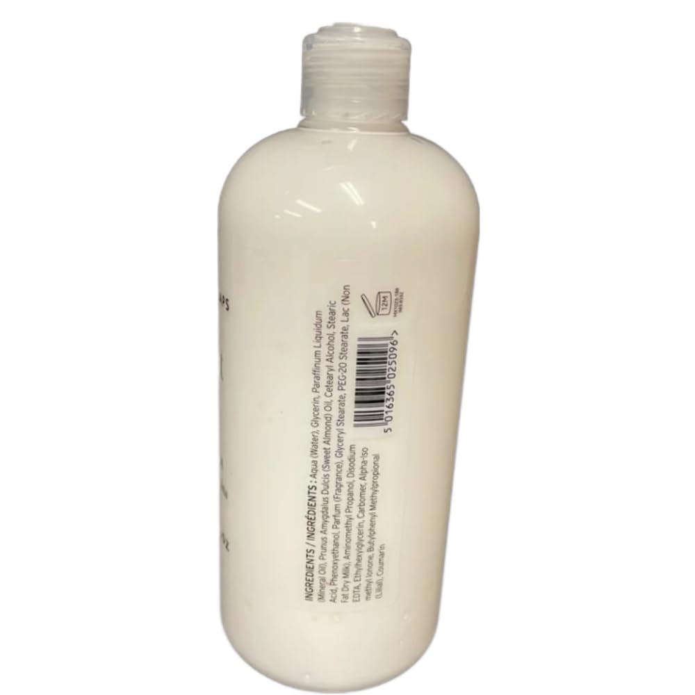 Scottish Fine Soaps Au Lait Hand Lotion close-up reveals creamy texture for nourished hands.