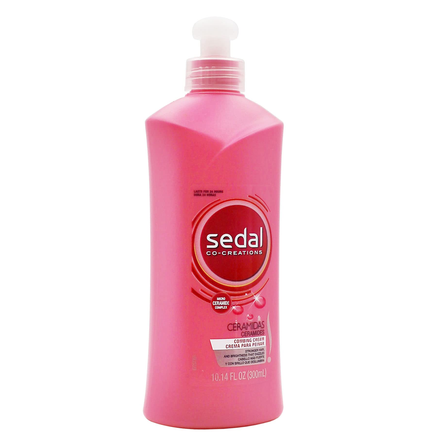 Sedal Co-Creations Leave-In on damp hair demonstrates effortless styling and lasting shine.