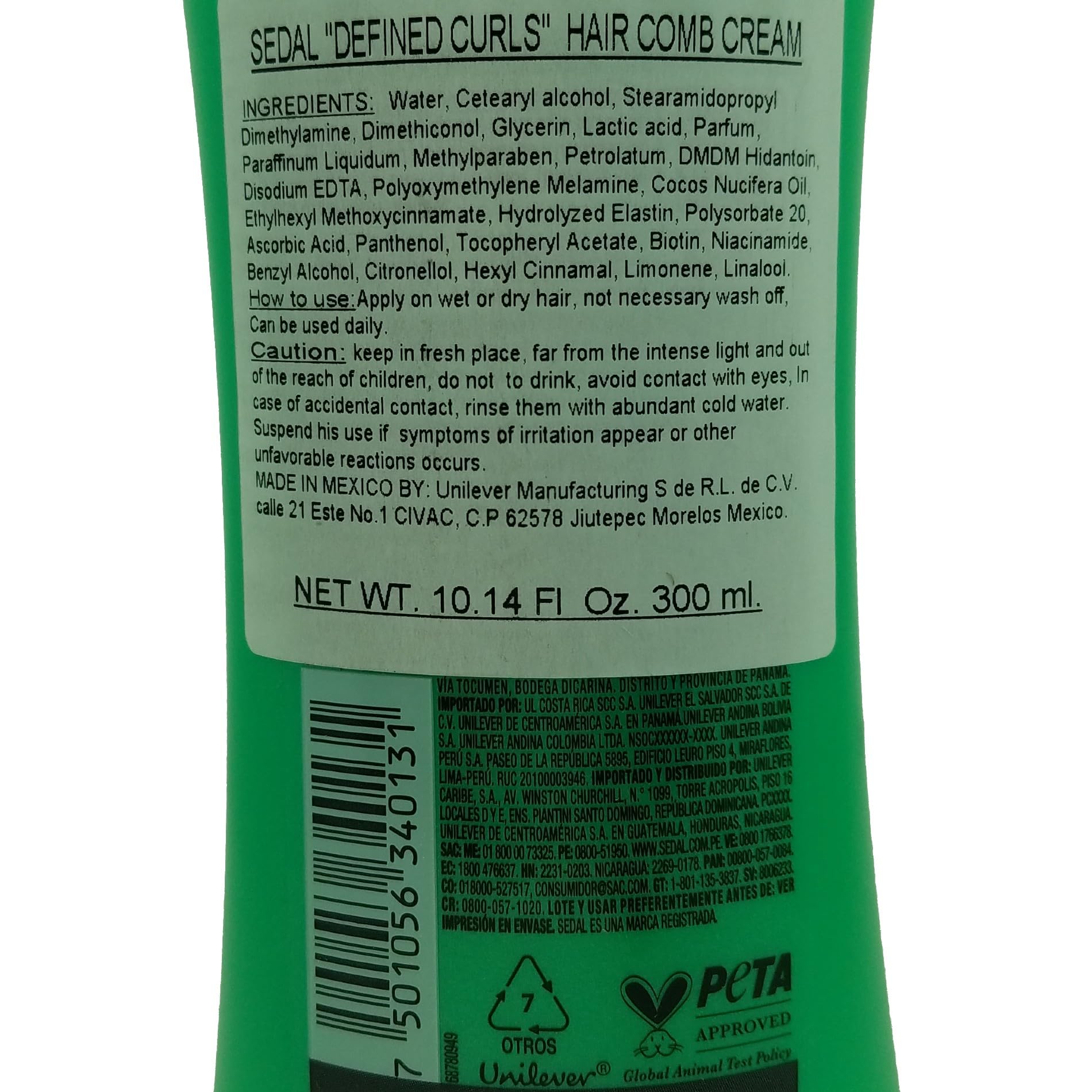Model hair shows defined curls with Sedal Curls Defined cream.