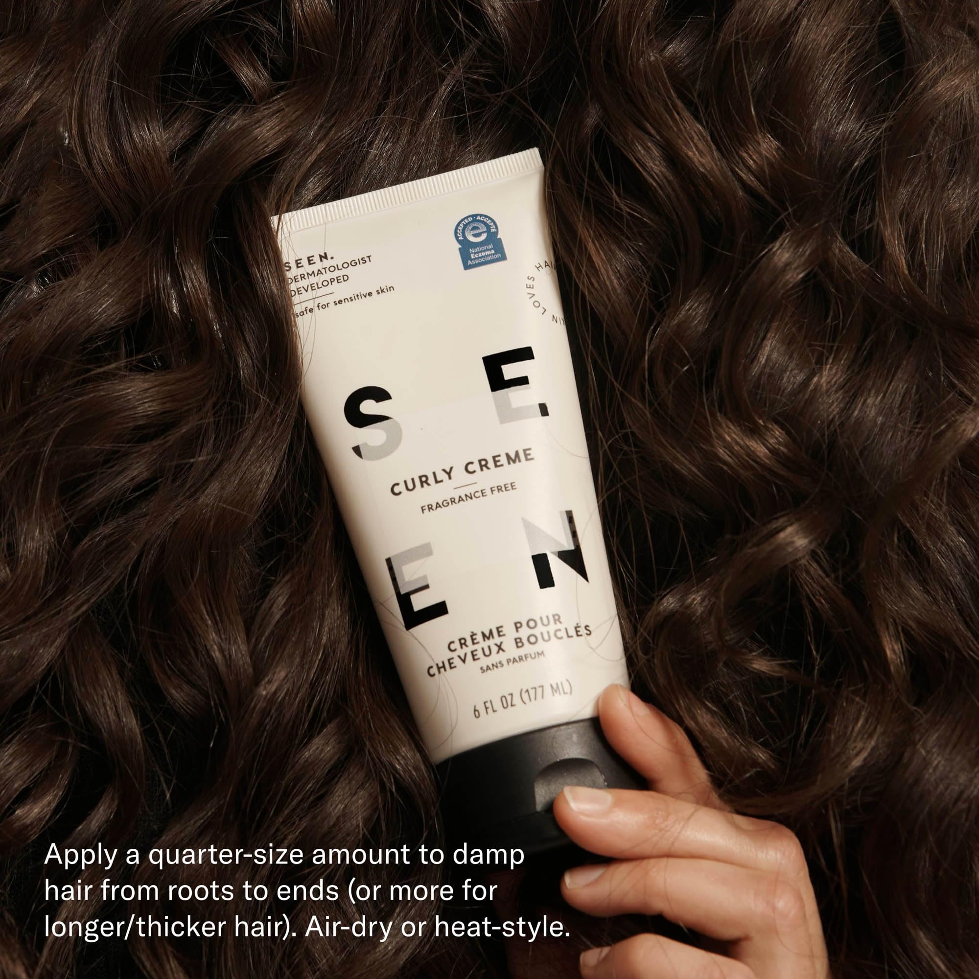 SEEN Curly Creme anti-frizz shine shows nourished curls with light hold