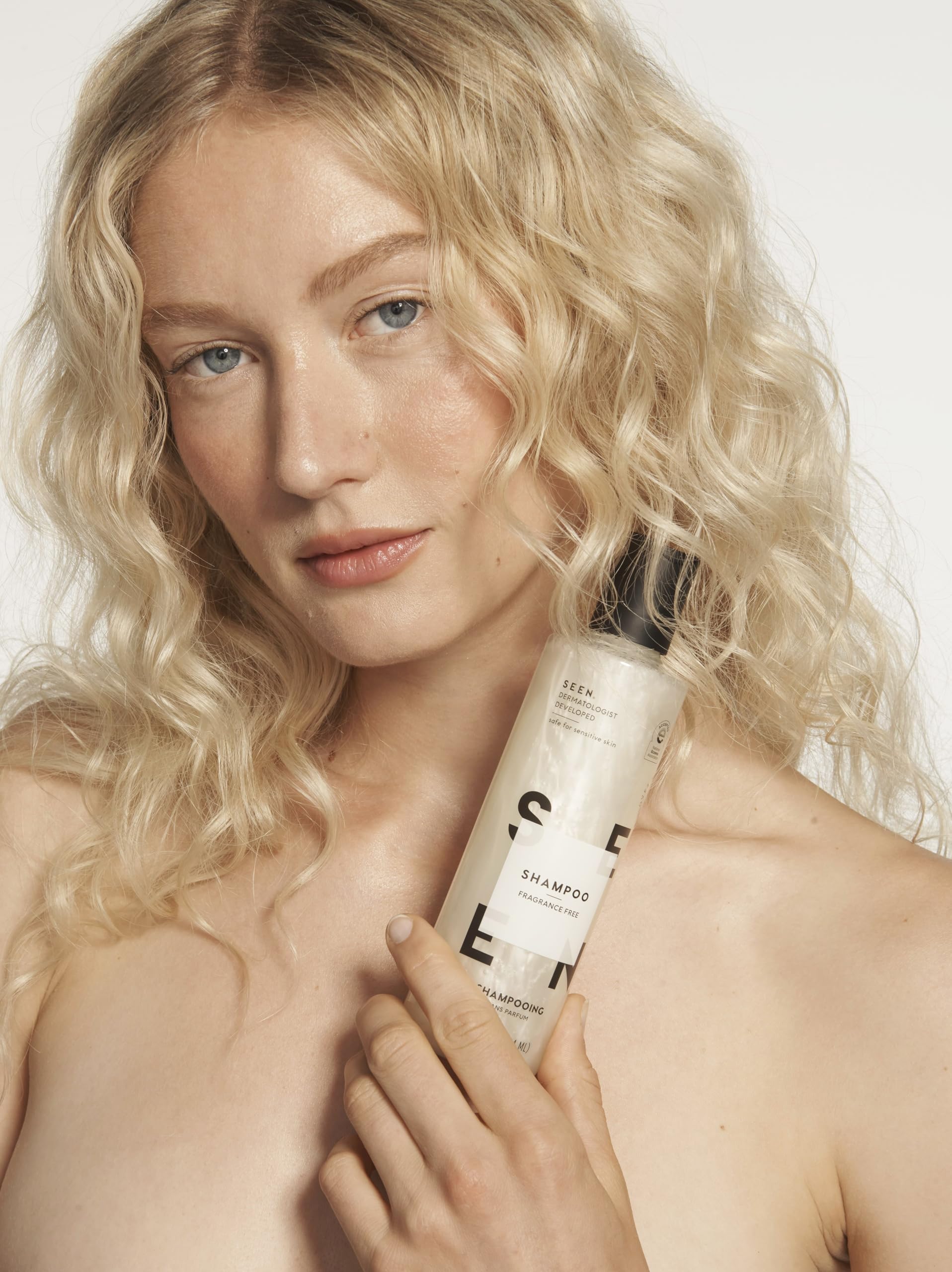 SEEN label close-up: non-comedogenic, skin-safe for sensitive and acne-prone areas.