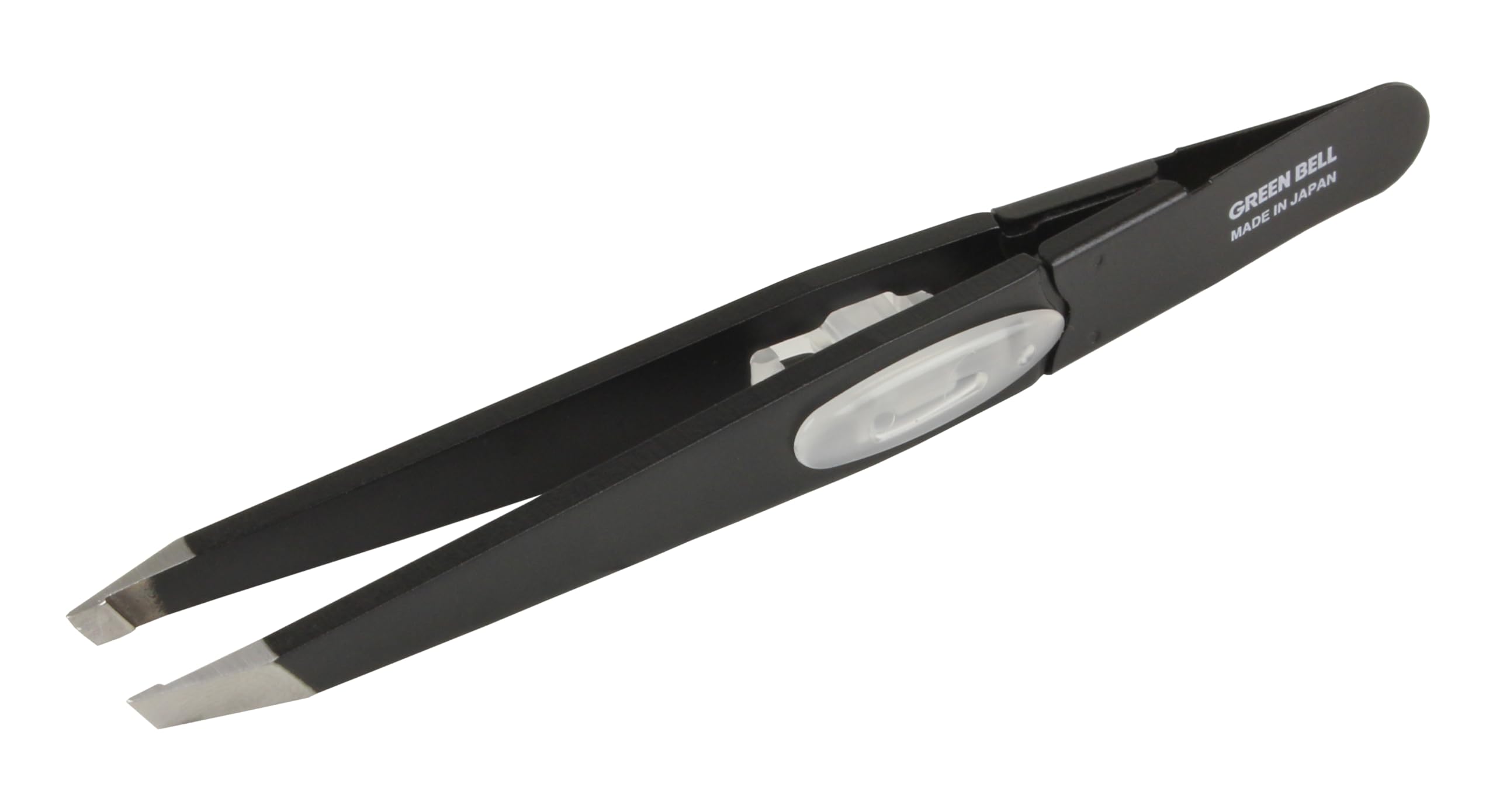 Seki Edge SS-518 Amazing Tweezer slant tip closeup for precise shaping and comfortable tweezing.