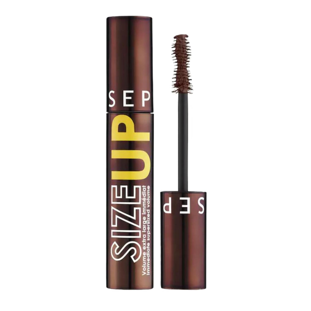 Sephora Favorites Size Up Volumizing Mascara brown wand close-up shows volumizing brush for bold lashes.