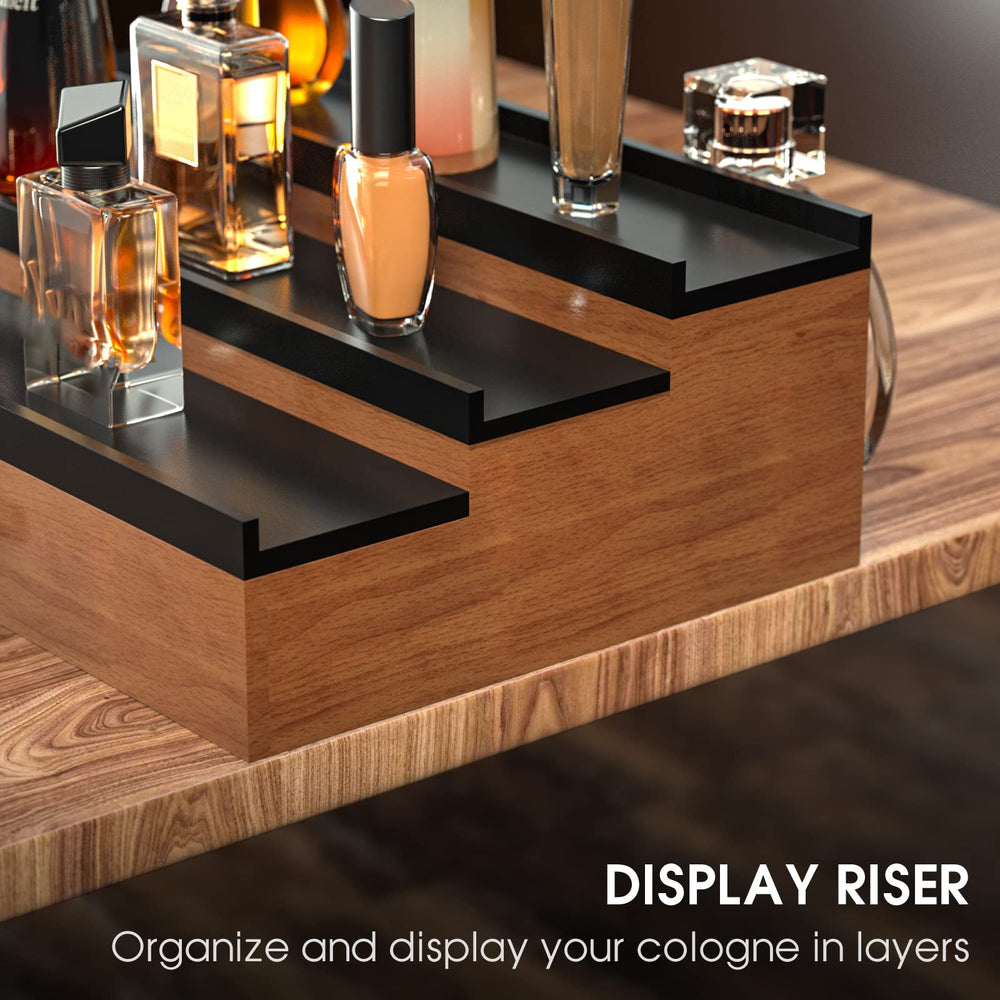 Sephyroth Hidden storage compartment keeps valuables discreet yet accessible