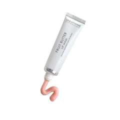 Seraphine Botanicals lip mask application yields a silky, dewy finish.