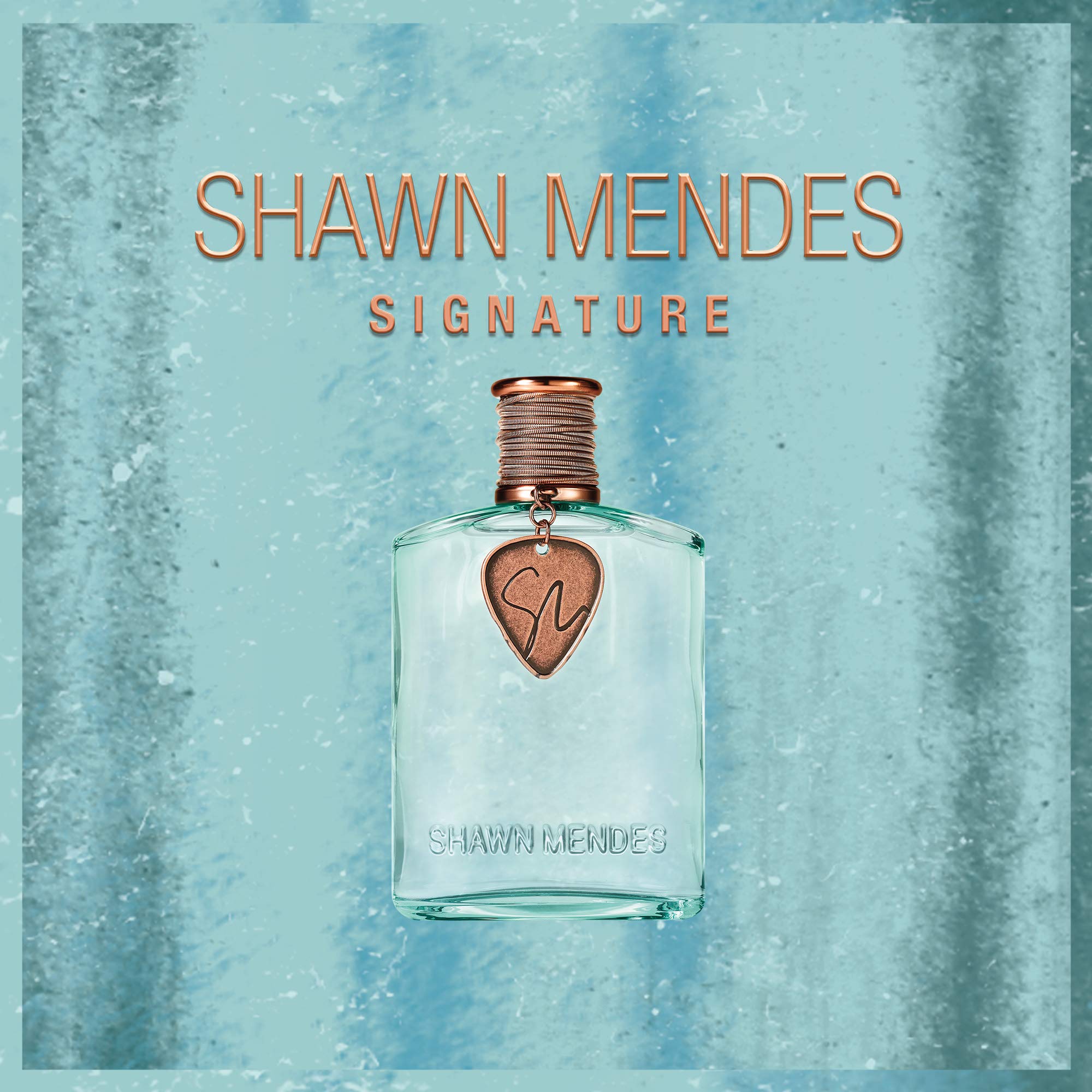 Shawn Mendes Signature EDP base notes close-up emphasizing warm woods and musk.