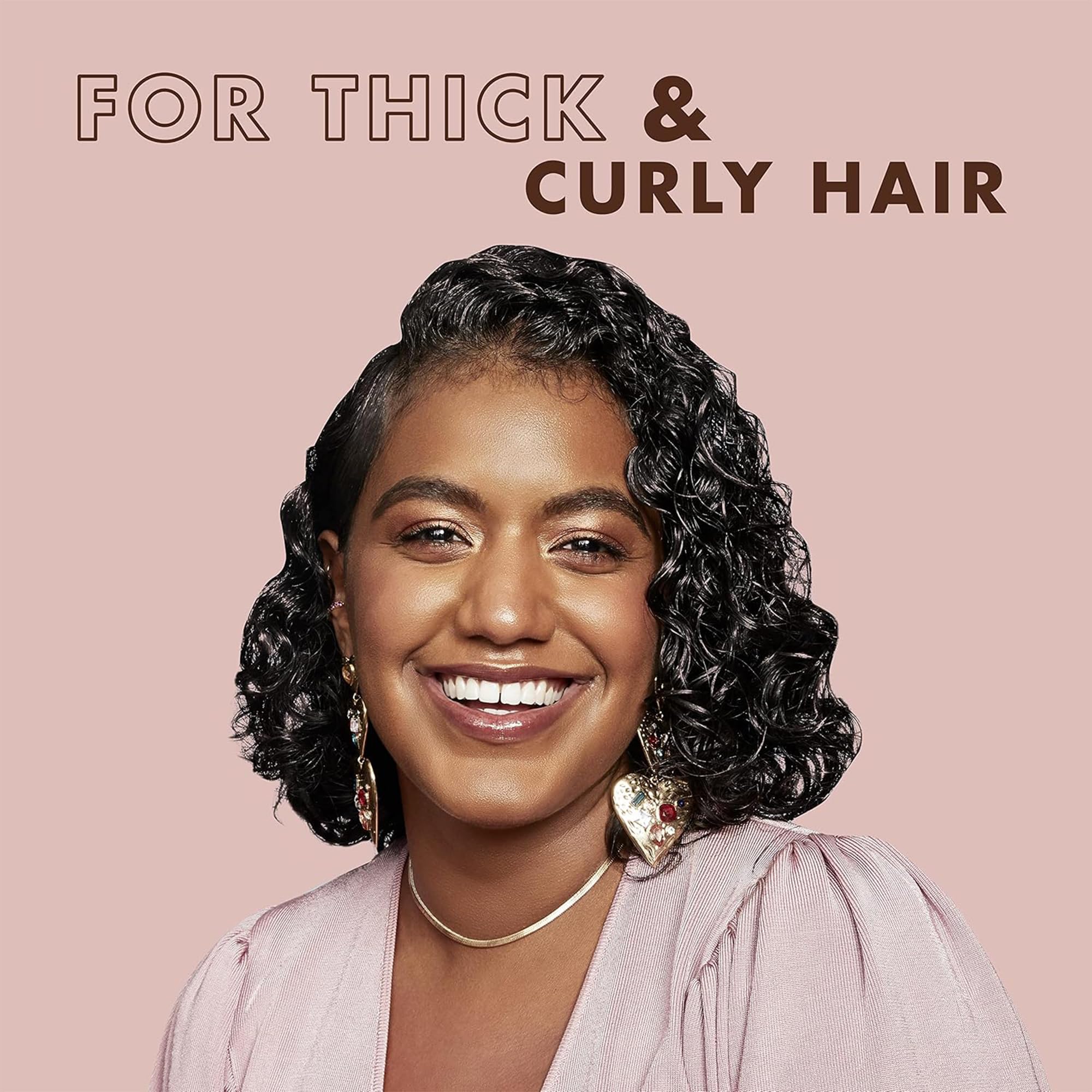 SheaMoisture Conditioner jar showing rich moisture and detangling benefits.