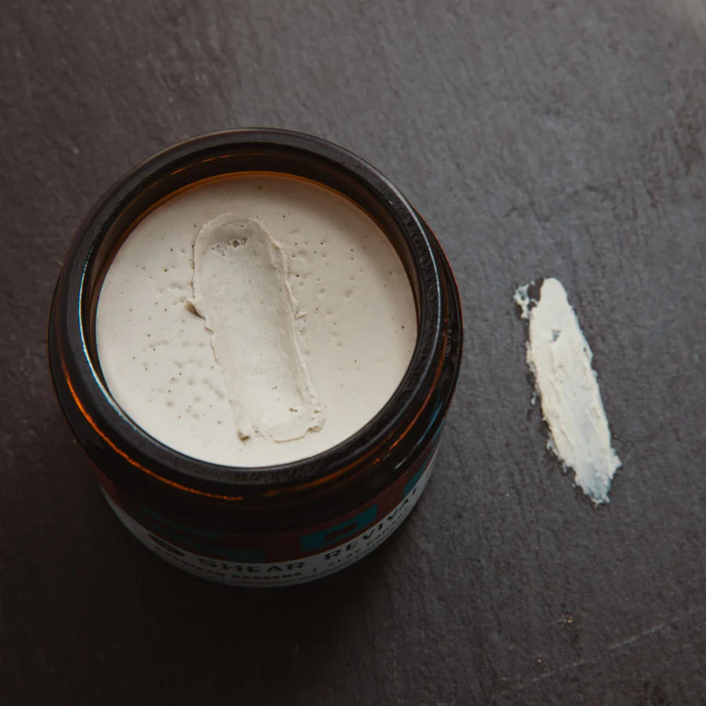 American Gardens pomade on textured hair for defined, matte styling