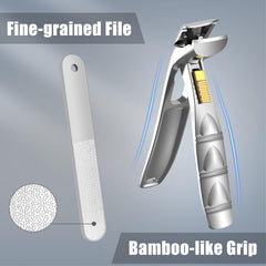 SHINLEA nail clippers cutting thick nails with confidence.
