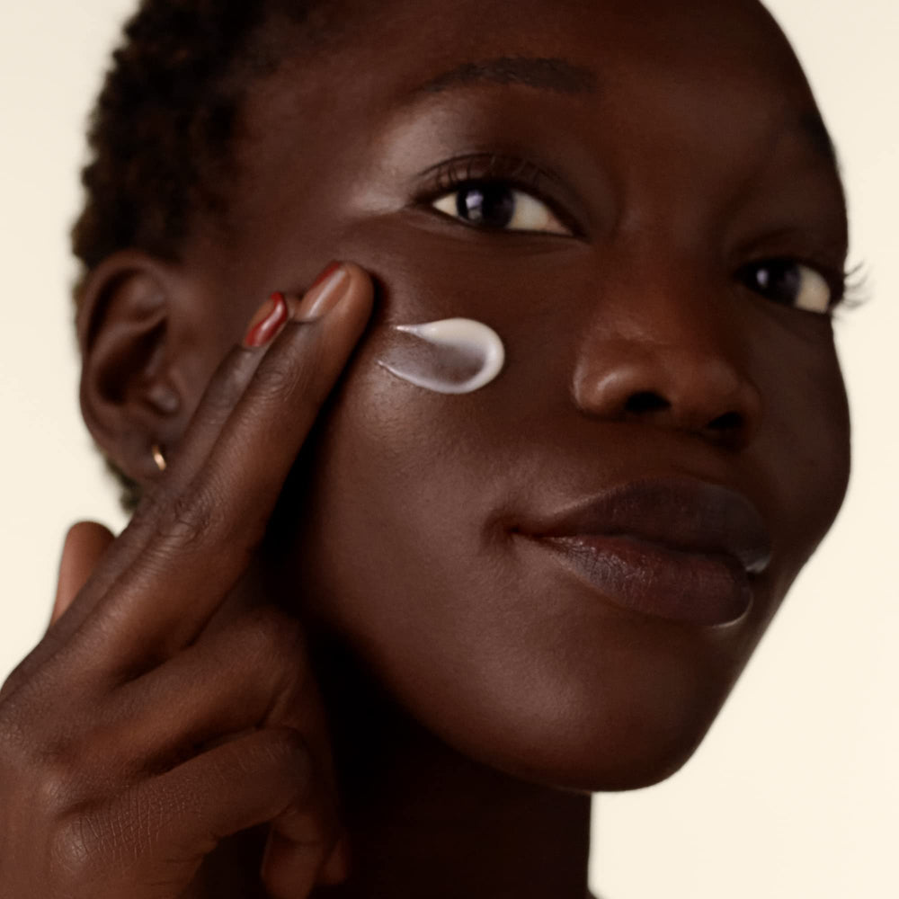 Shiseido Benefiance neck application demonstrating upward sweep to support elasticity.