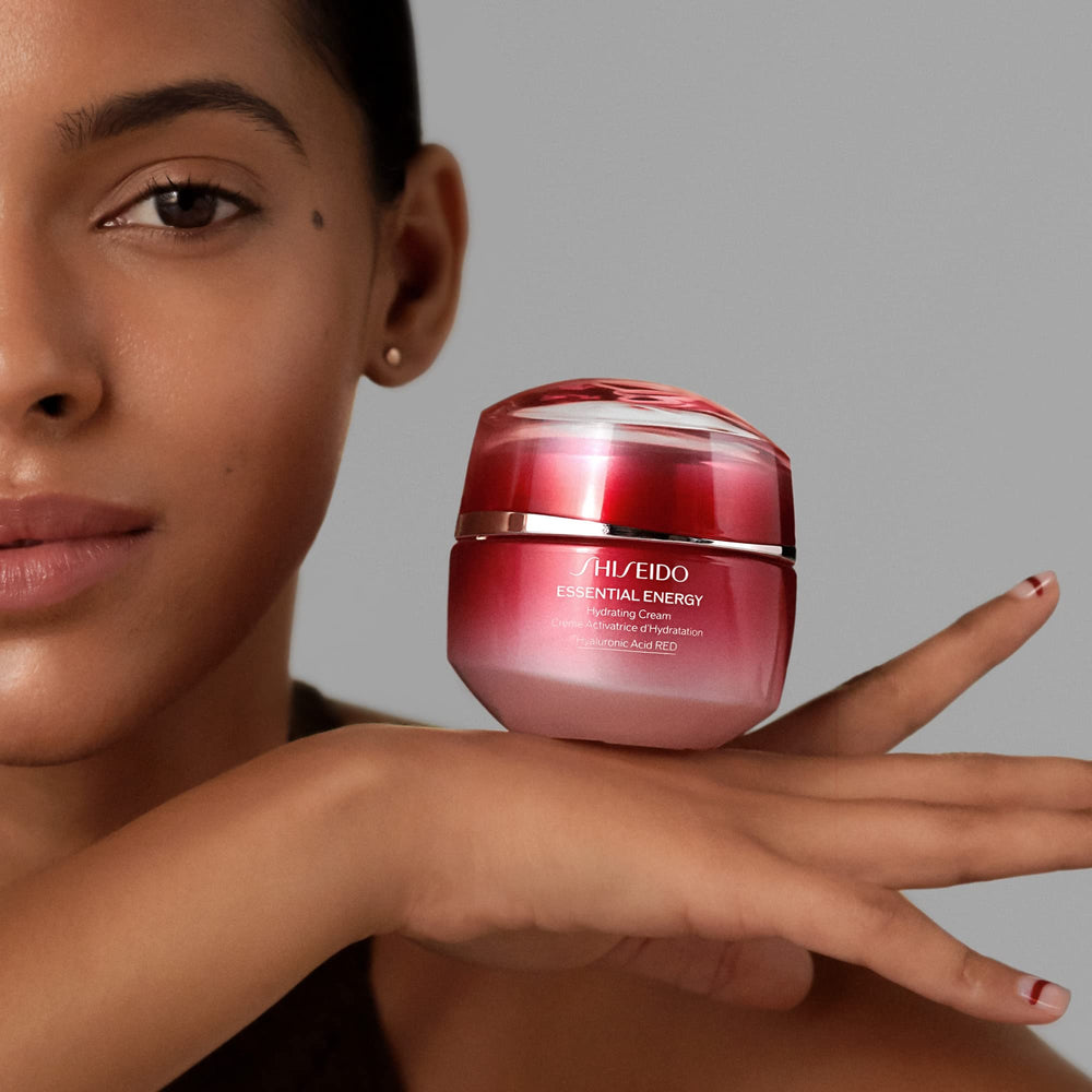 Shiseido Essential Energy Hydrating Cream with ginseng extract energizing the skin