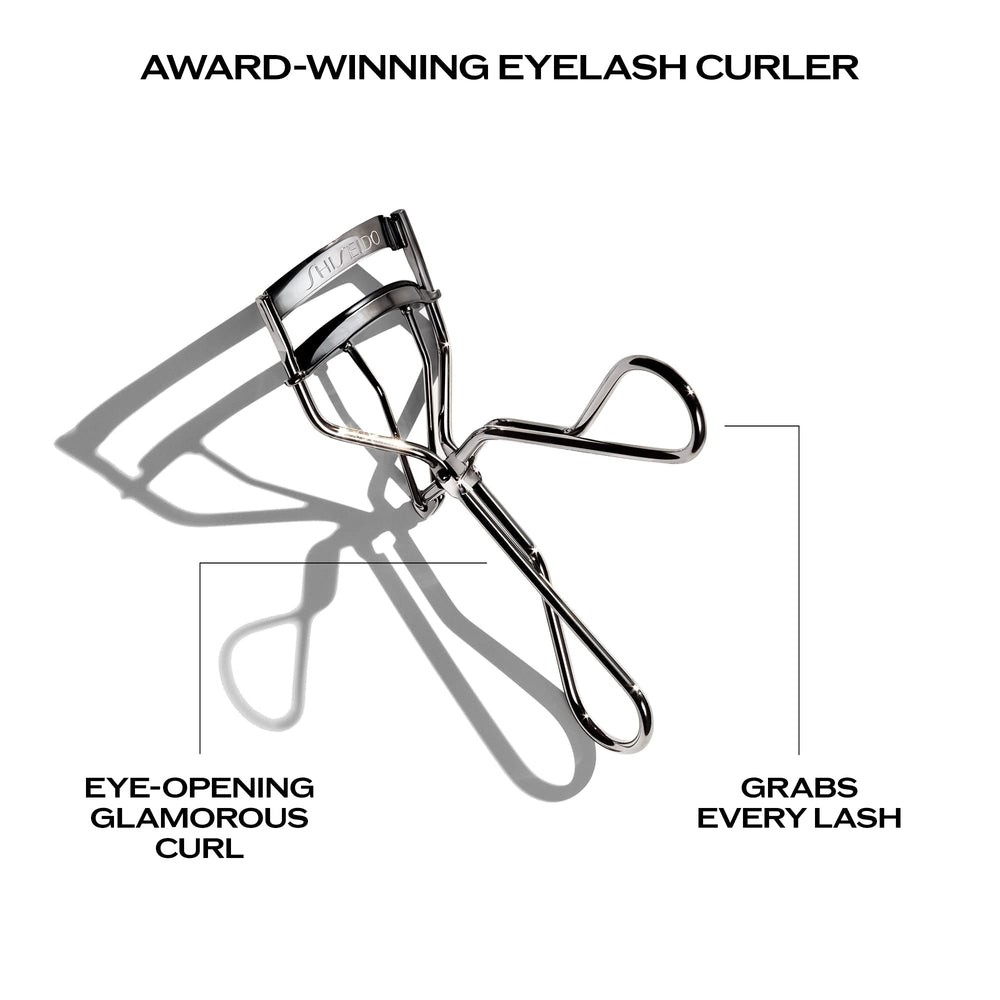 Shiseido eyelash curler silicone-pad-closeup highlights gentle cushioning
