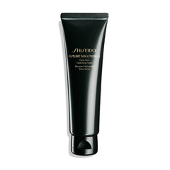 Shiseido Future Solution LX foam pour demonstrates rich cleansing for refreshed skin.