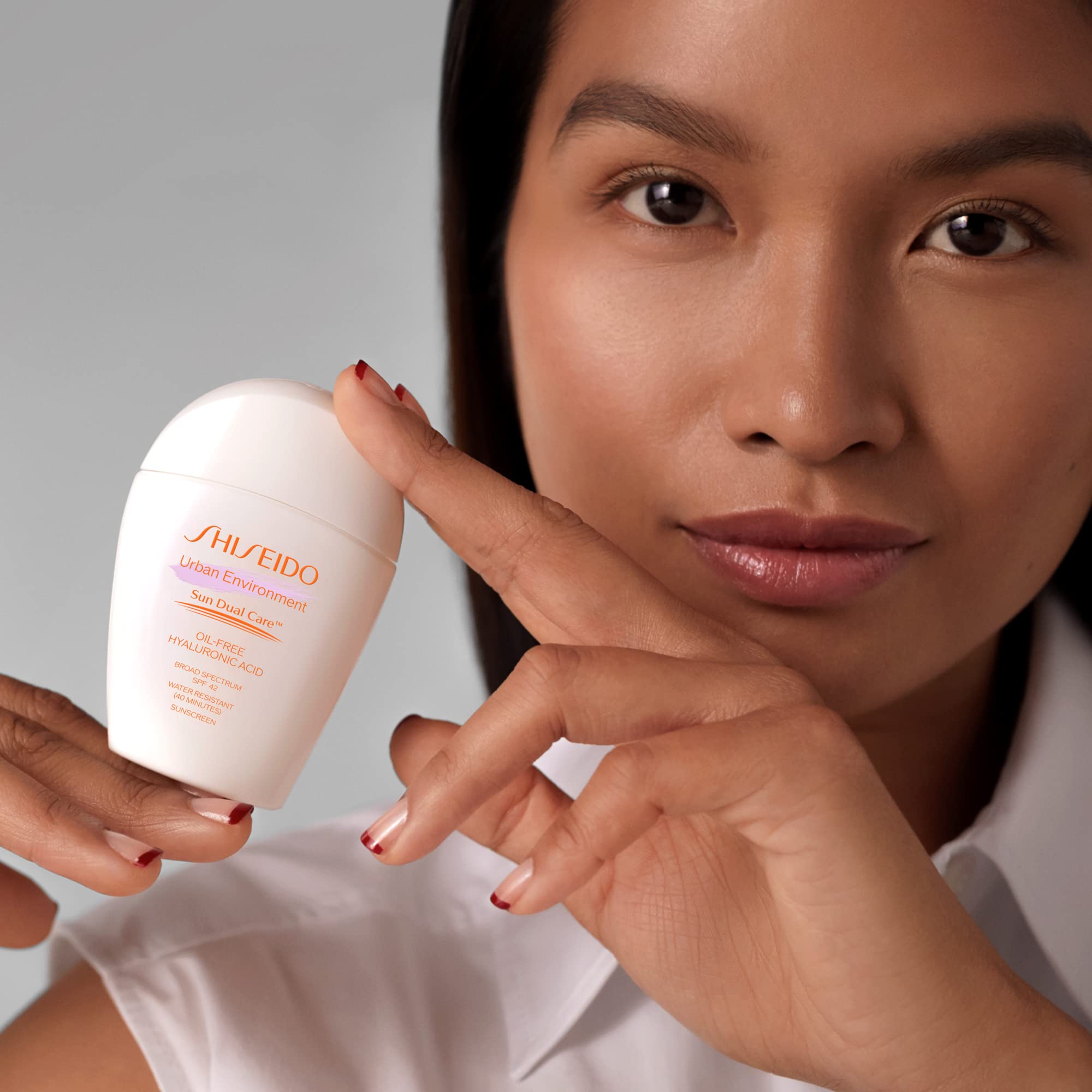 Shiseido Urban Environment SPF 42 matte finish on skin after application.