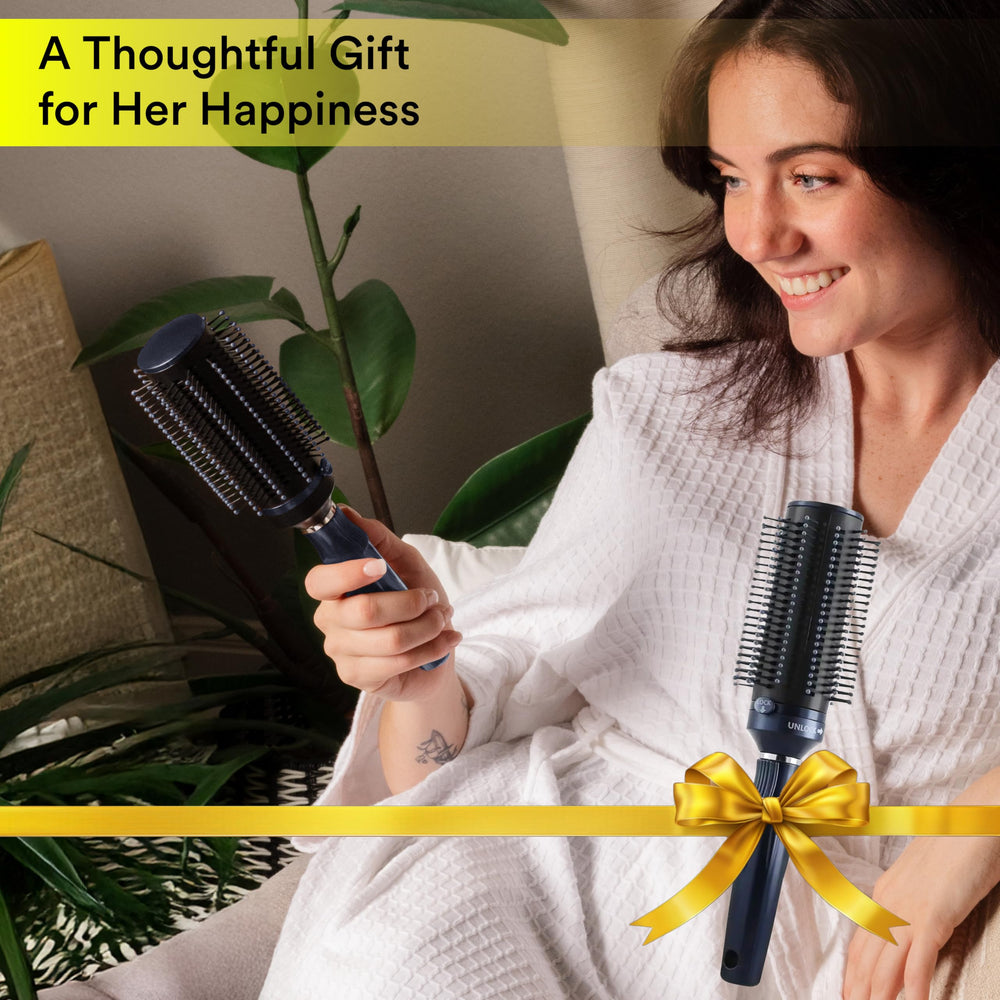 SHOP LC Detangler Brush video-guide helps you learn a quick grooming routine.