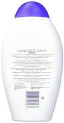 Shower To Shower sport dusting action demonstrates quick, even application