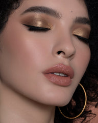 Sigma Beauty E38 skin-safe fibers reduce product absorption during use.