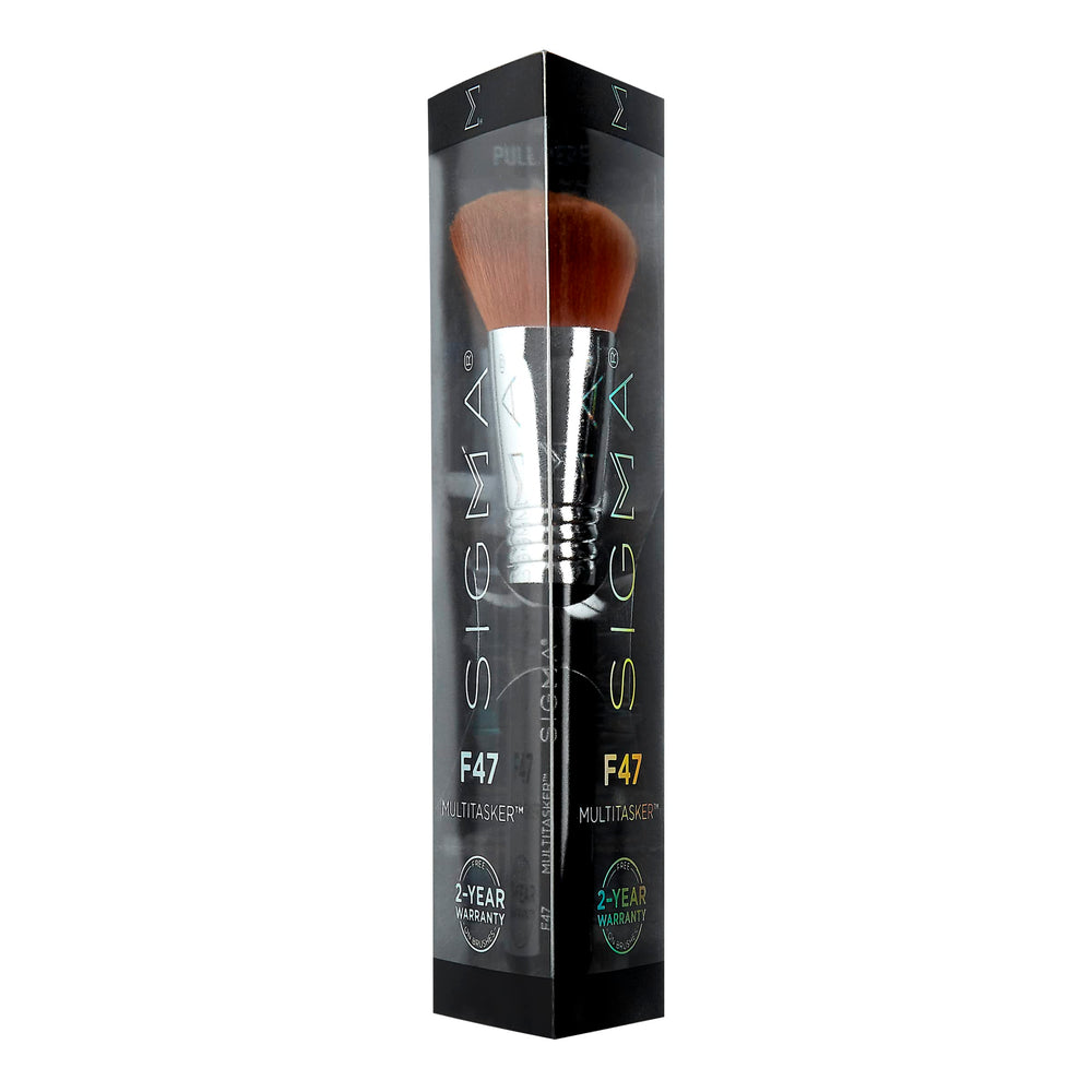 Sigma Beauty F47 Multitasker easy cleaning with quick fiber rinse and dry