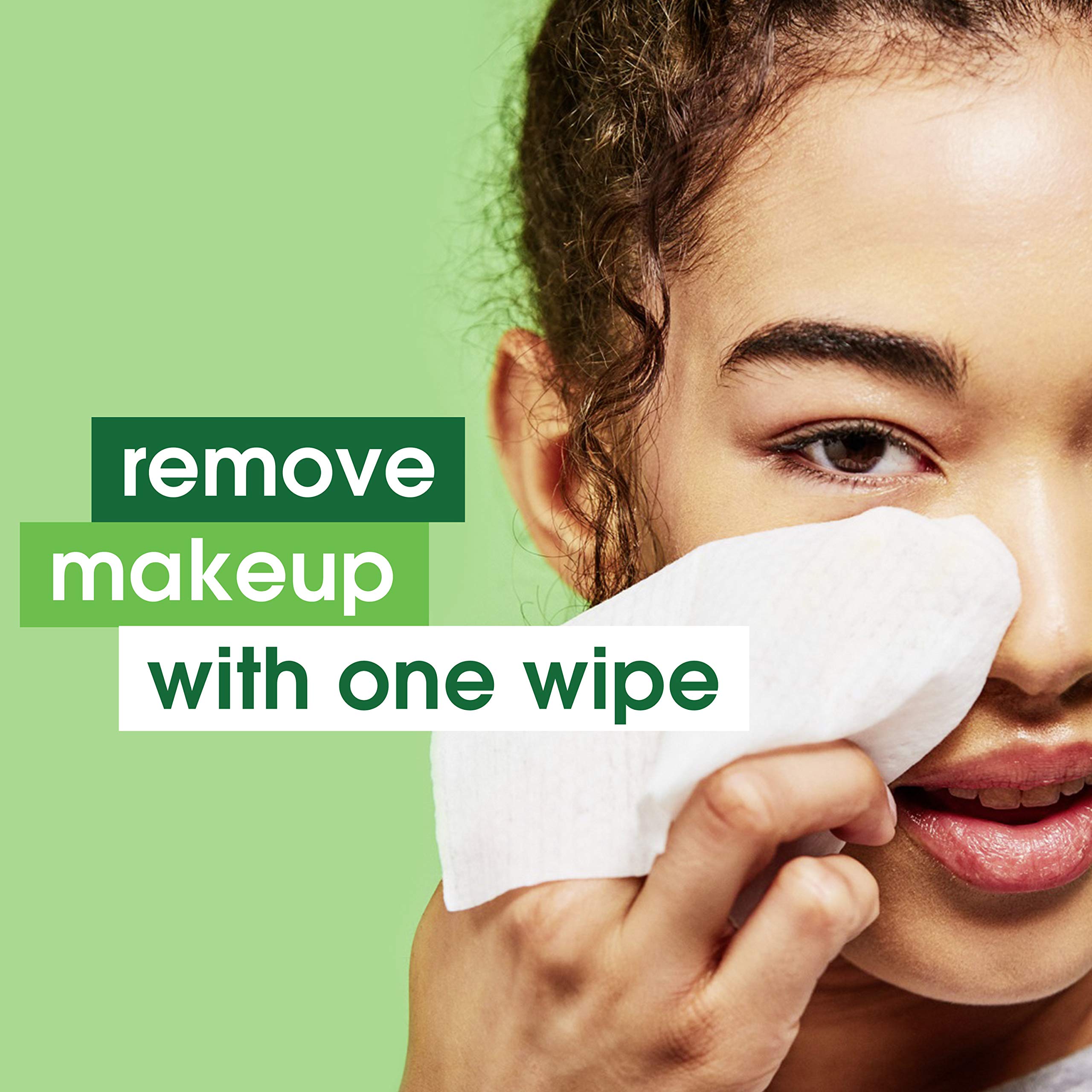 Simple Cleansing Wipes waterproof mascara removal demonstrates effective makeup removal.