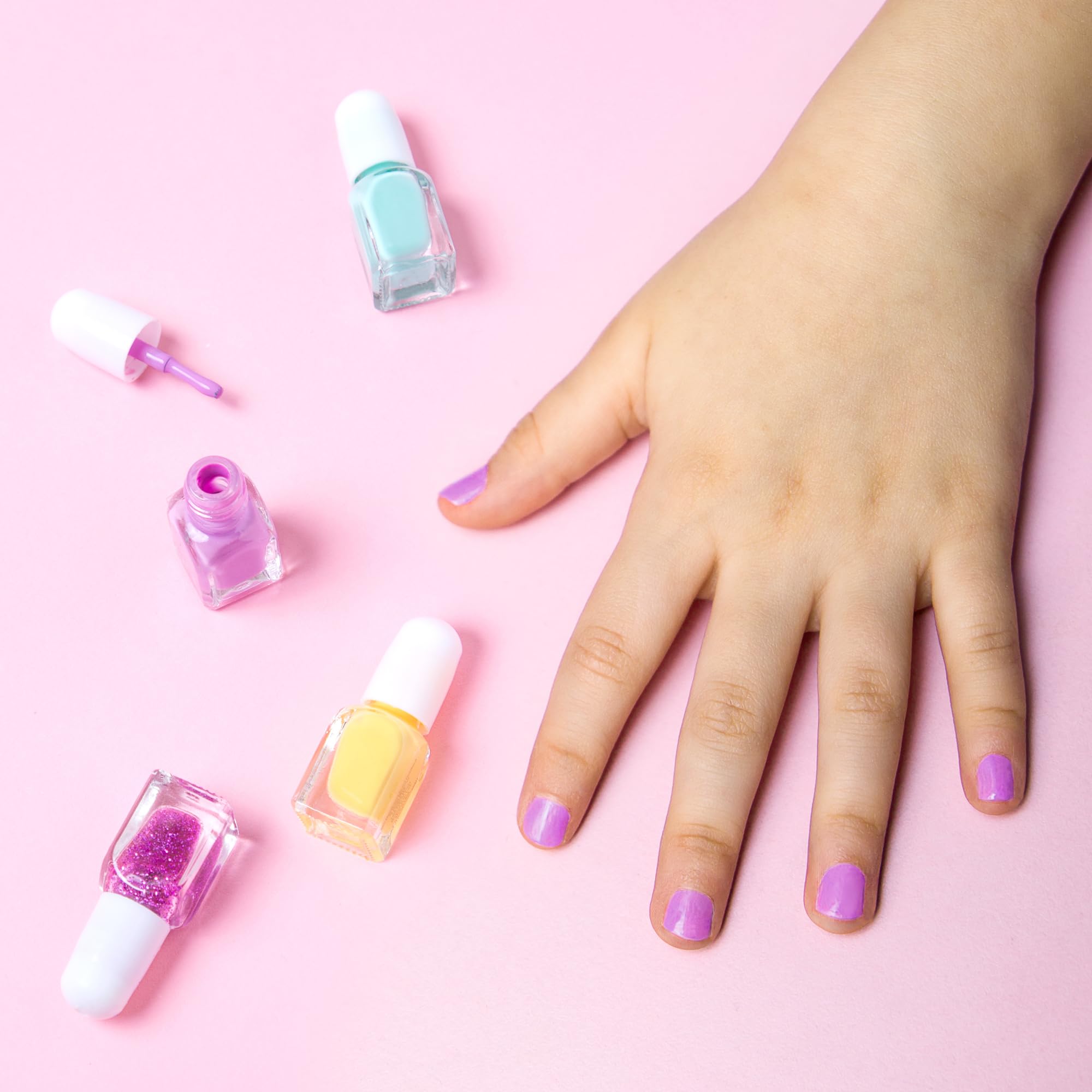 SIMPLE PLEASURES kid-friendly polish supports quick color changes during playdates.
