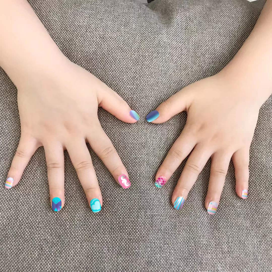 SIUSIO Christmas gift nails for kids inspire playful styling