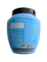 SKALA Mais Cachos after use shows defined, untangled curls